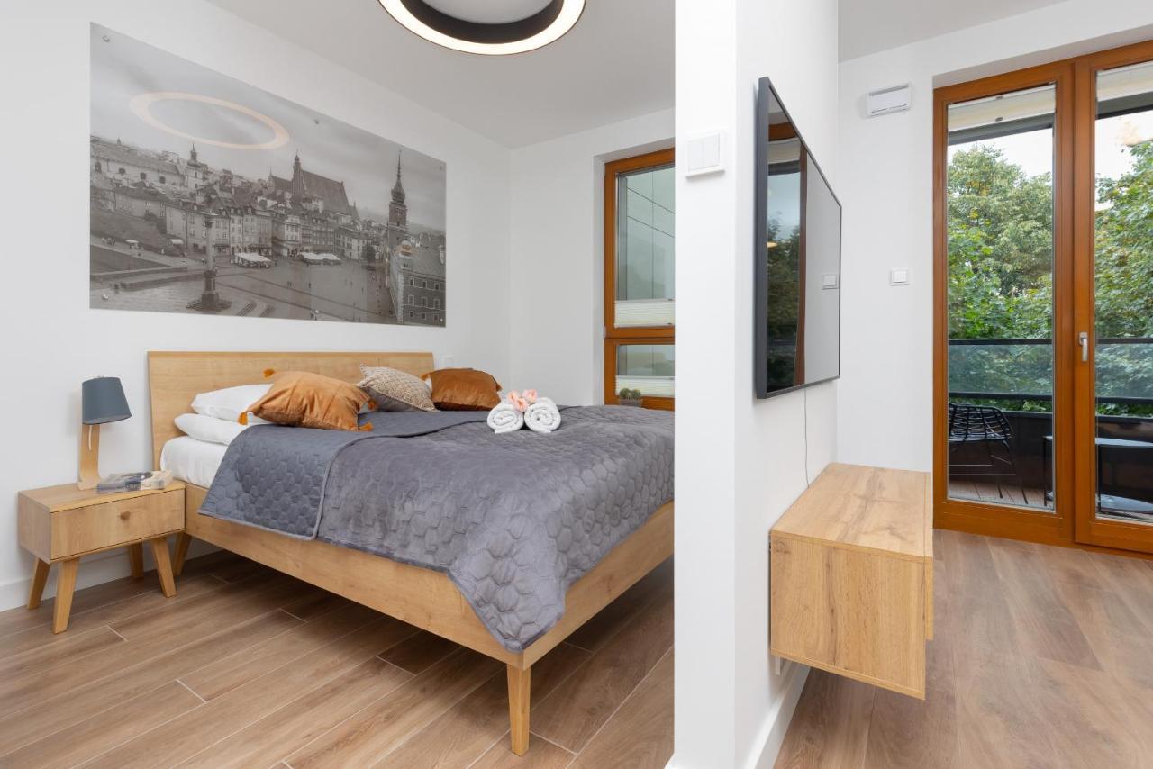 Srodmiescie Warsaw Muranow Apartments With Parking By Noclegi Renters المظهر الخارجي الصورة