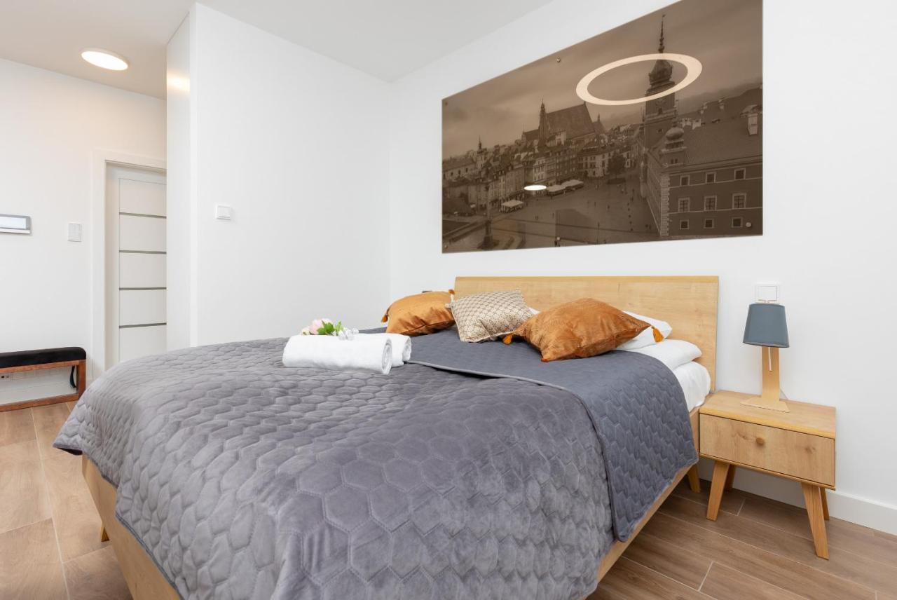 Srodmiescie Warsaw Muranow Apartments With Parking By Noclegi Renters المظهر الخارجي الصورة