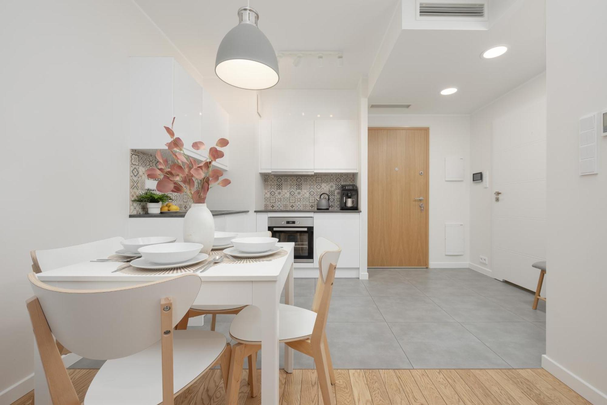 Srodmiescie Warsaw Muranow Apartments With Parking By Noclegi Renters المظهر الخارجي الصورة