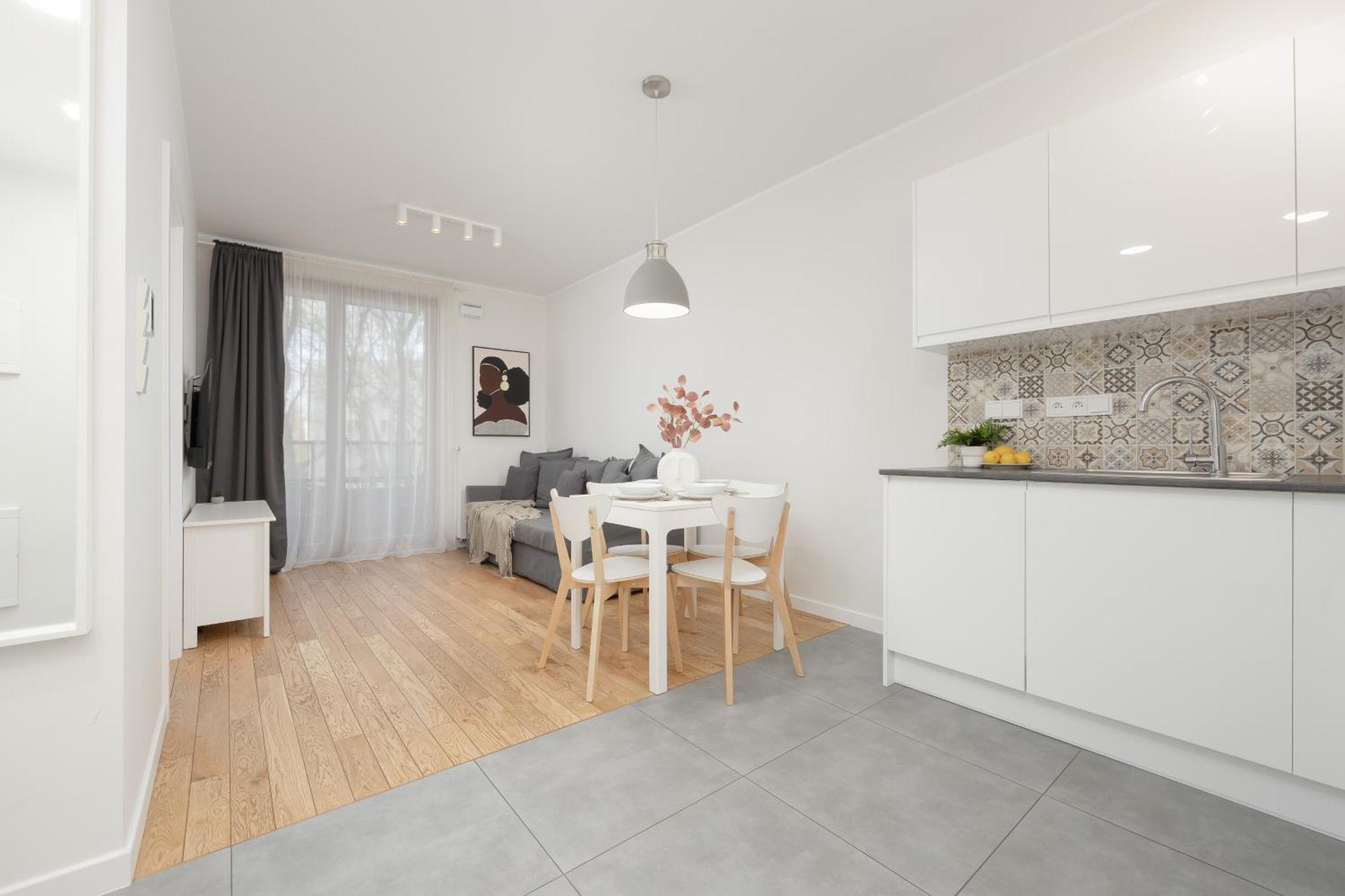 Srodmiescie Warsaw Muranow Apartments With Parking By Noclegi Renters المظهر الخارجي الصورة